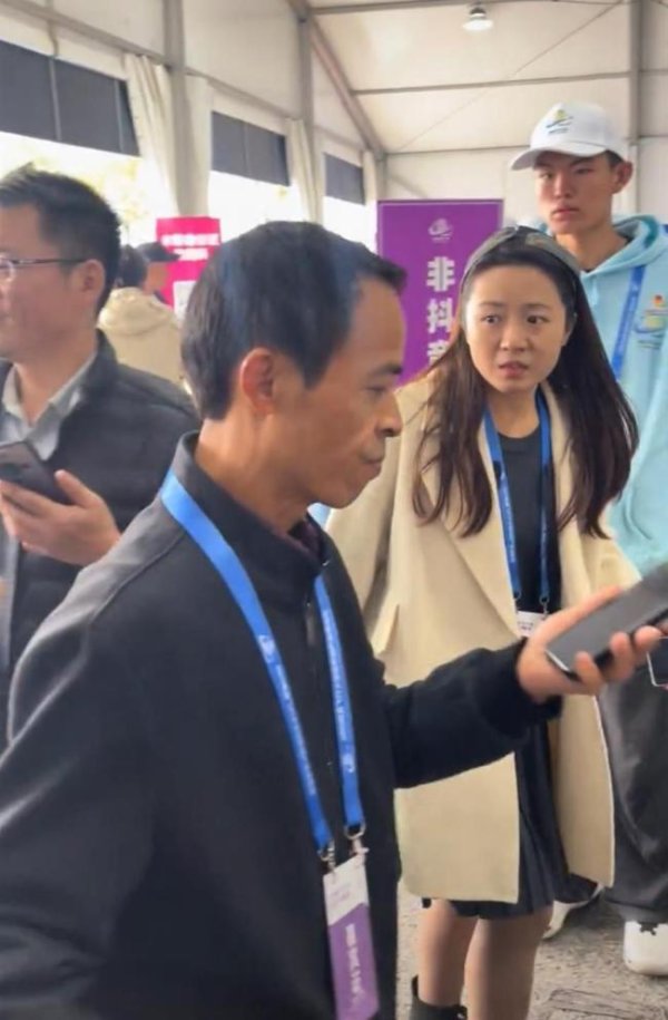 同花易配 “鸡排哥”空降南昌飞行大会 家乡盛会共襄盛举